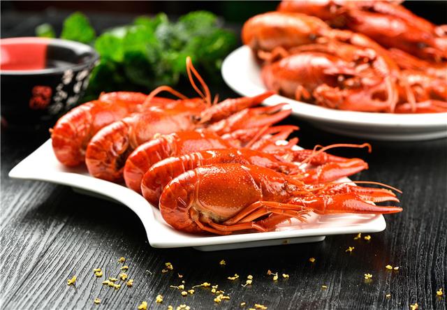 [餐飲加盟公司]鮮香餛飩暖入胃，便勝卻人間無(wú)數(shù)